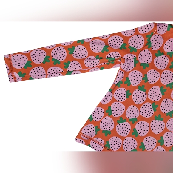Hanna Andersson Girls Strawberry Rash Guard Shirt Swim Top UV Sz 5 - Picture 4 of 14